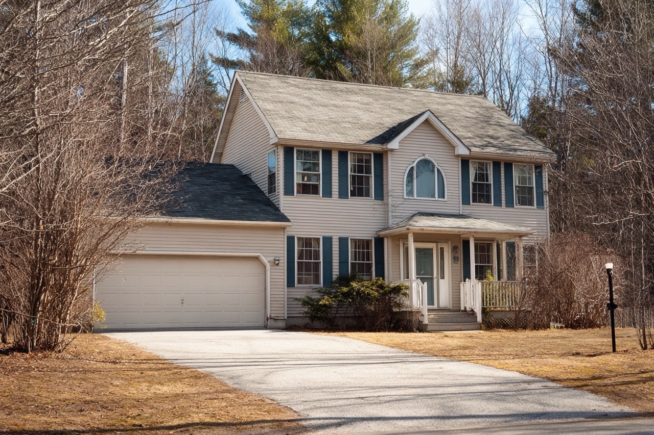 Preparing foreclosure house for sale New Hampshire ranch style